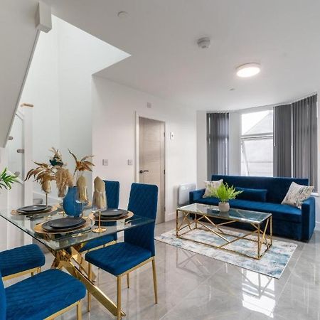 Luxurious Apartments - In Кардіфф Екстер'єр фото