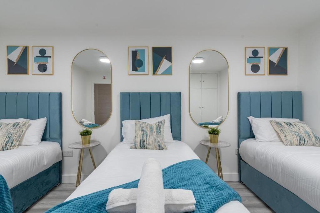 Luxurious Apartments - In Кардіфф Екстер'єр фото