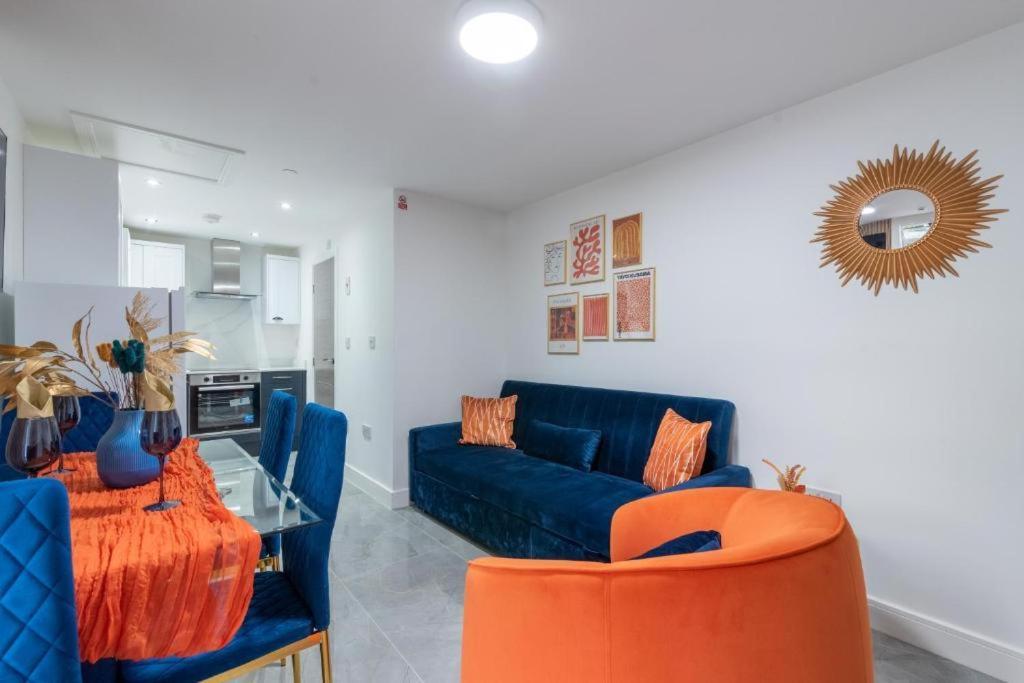Luxurious Apartments - In Кардіфф Екстер'єр фото